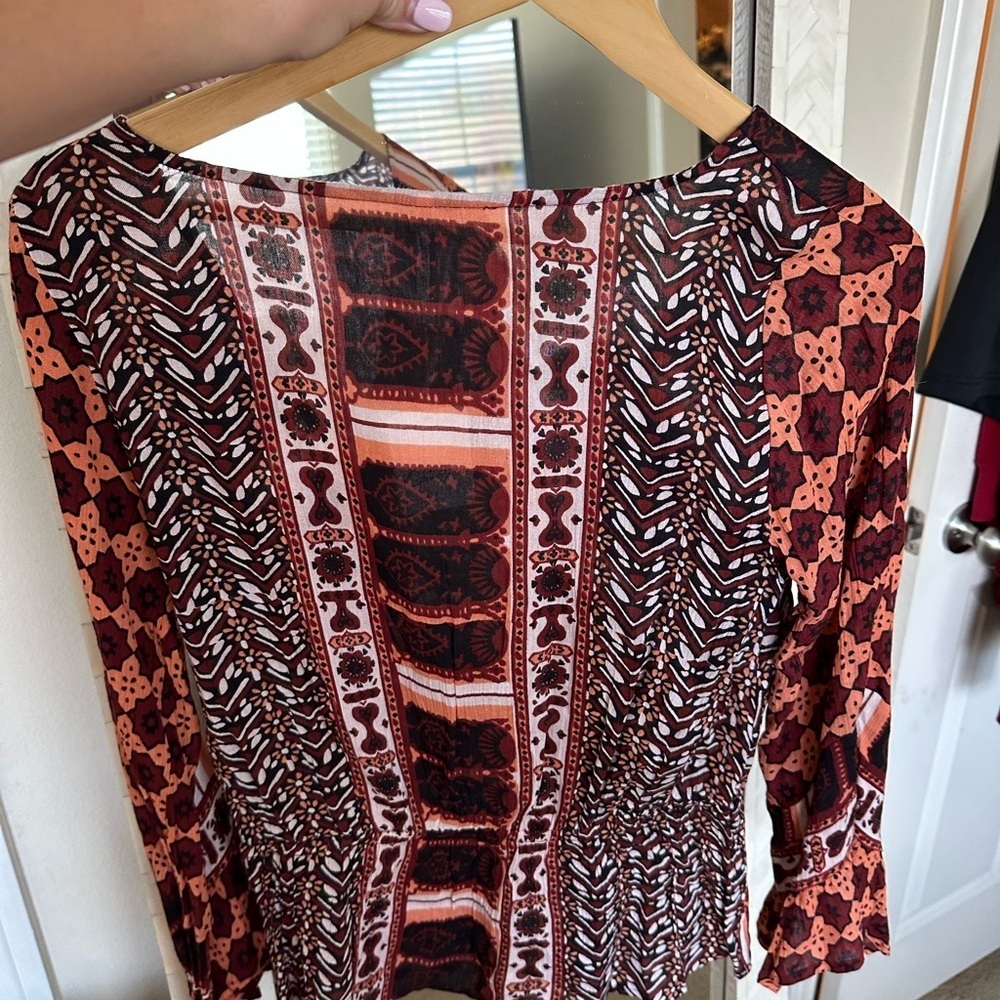 Free People NWT Rosalie Bell Sleeve‎ Faux Wrap Blouse - Picture 6 of 9
